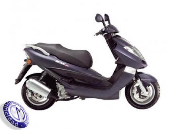 MOTOCICLETA KYMCO modelo 125,BET&WIN