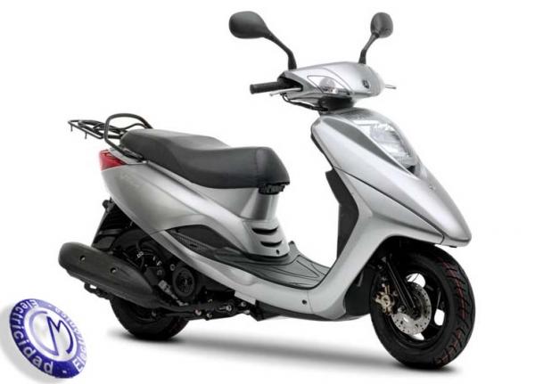 MOTOCICLETA YAMAHA modelo 125,VITY