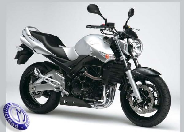 MOTOCICLETA SUZUKI modelo GSR600,ABS