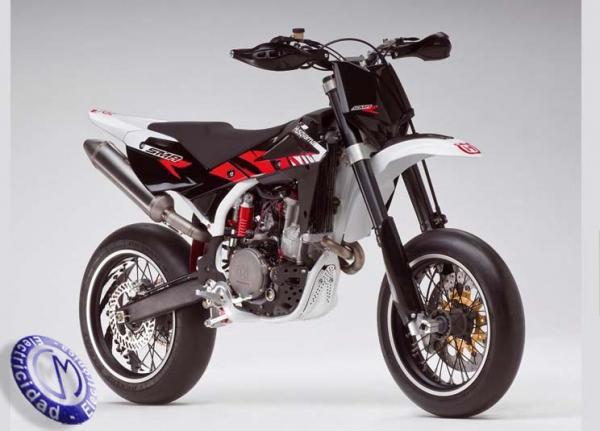 MOTOCICLETA HUSQVARNA modelo SM450RR